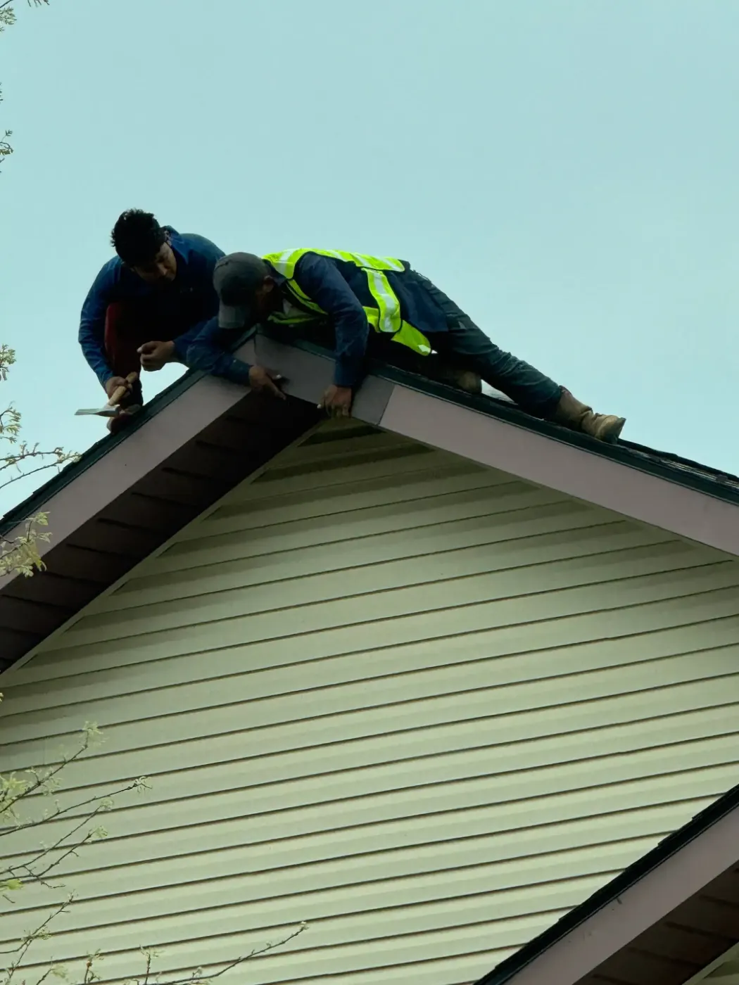 Manufacturer-certified roof installation in Otterbein